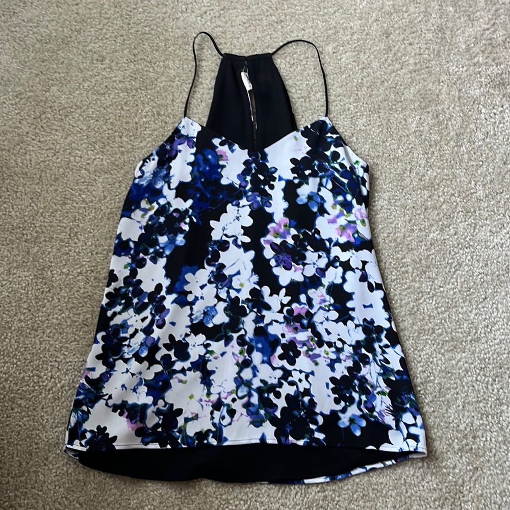 ⭐️(3for $15)⭐️ Express Reversible Tank Top